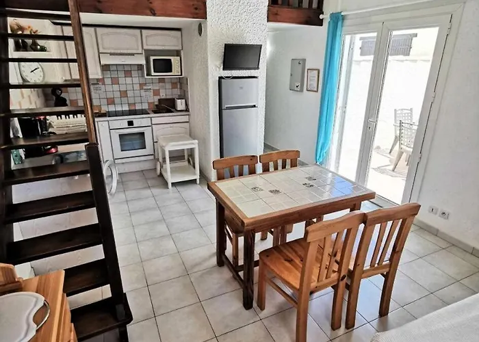 Les Leucatines 1 - T2 Mezzanine 6 Couchages Port Mae-5524